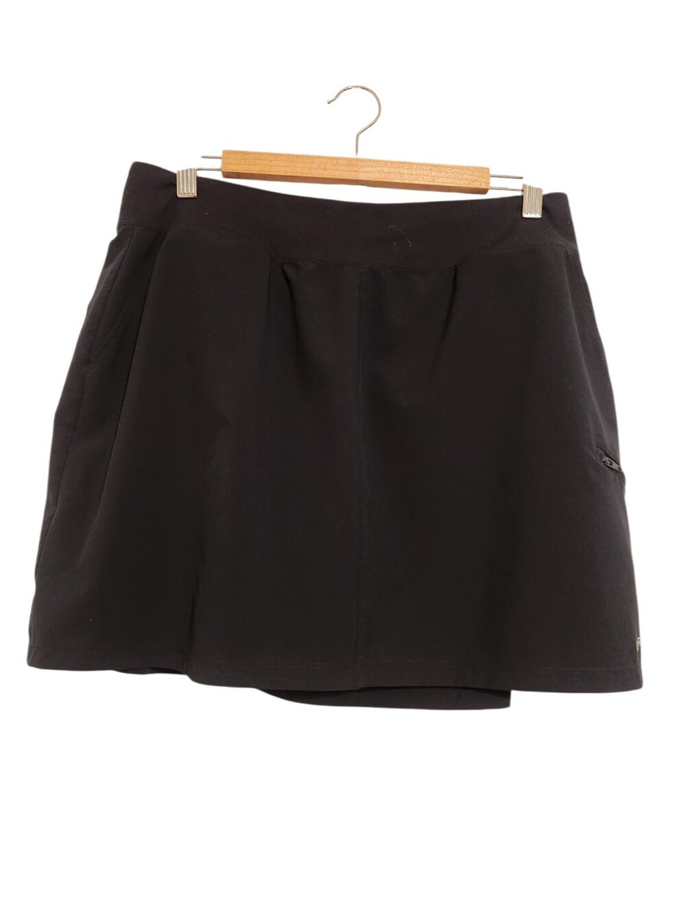 Orvis | Women's Classic Black Golf Athleisure Skorts (Size Large)